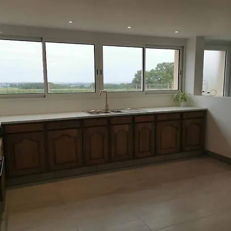 Daire Avec Jardin Et Vue Sur Campagne *