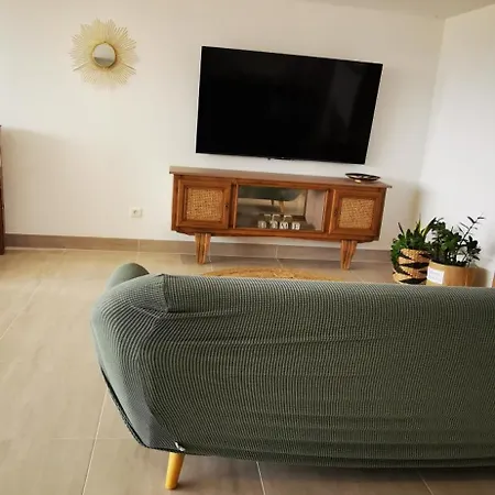 Appartement Dépendance Avec Jardin Privé Et Vue Sur Campagne