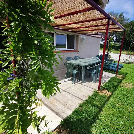 Avec Jardin Et Vue Sur Campagne Daire